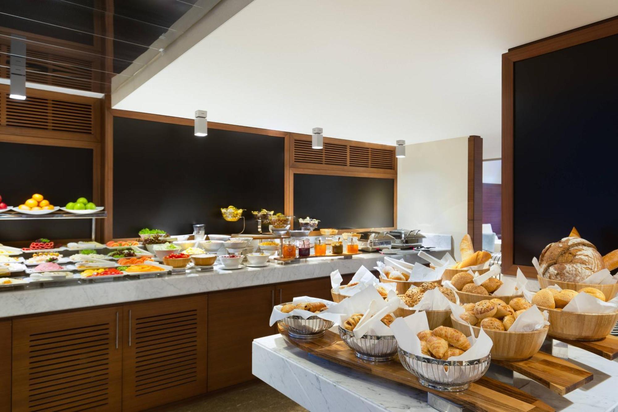 Ac Hotel Istanbul Macka — Fotos 3